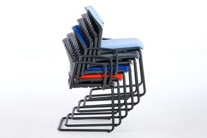 Gestapelt benötigt er sehr wenig Raum